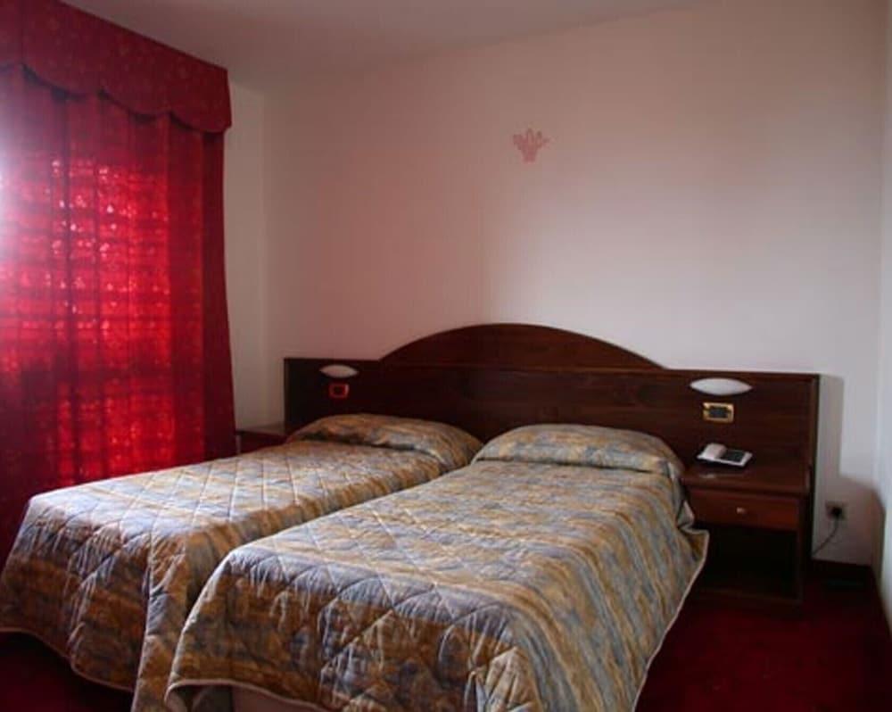 Hotel La Terrazza Oulx Εξωτερικό φωτογραφία