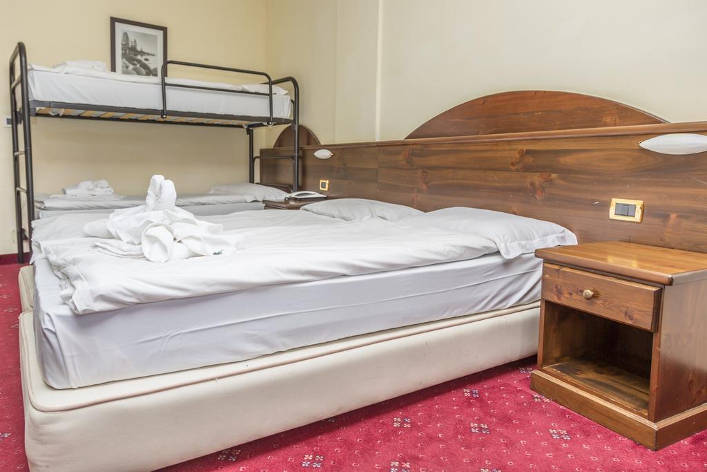 Hotel La Terrazza Oulx Εξωτερικό φωτογραφία
