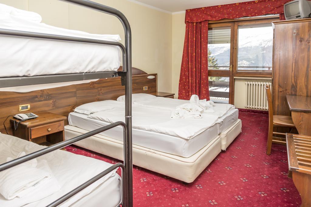 Hotel La Terrazza Oulx Εξωτερικό φωτογραφία