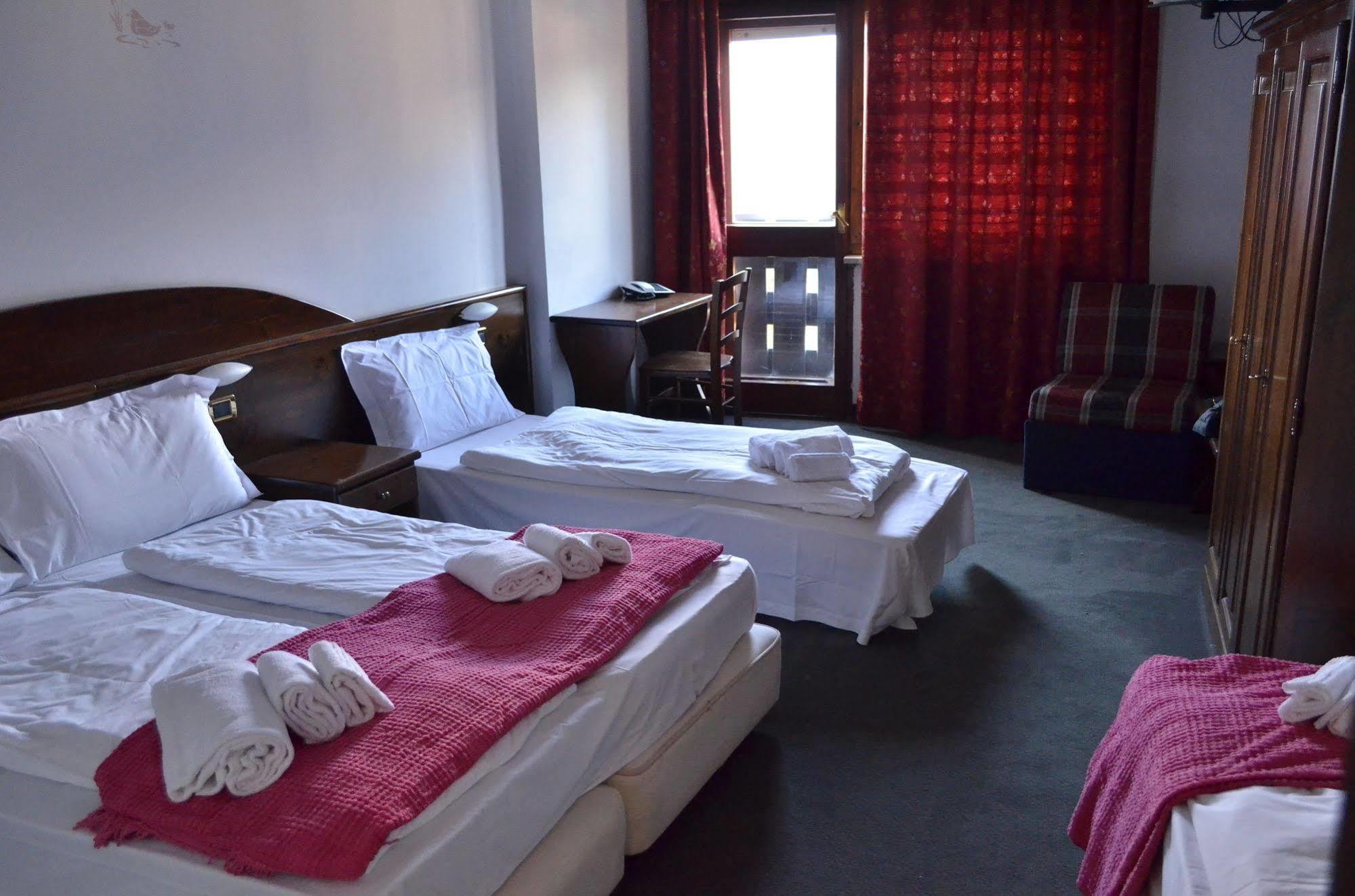 Hotel La Terrazza Oulx Εξωτερικό φωτογραφία