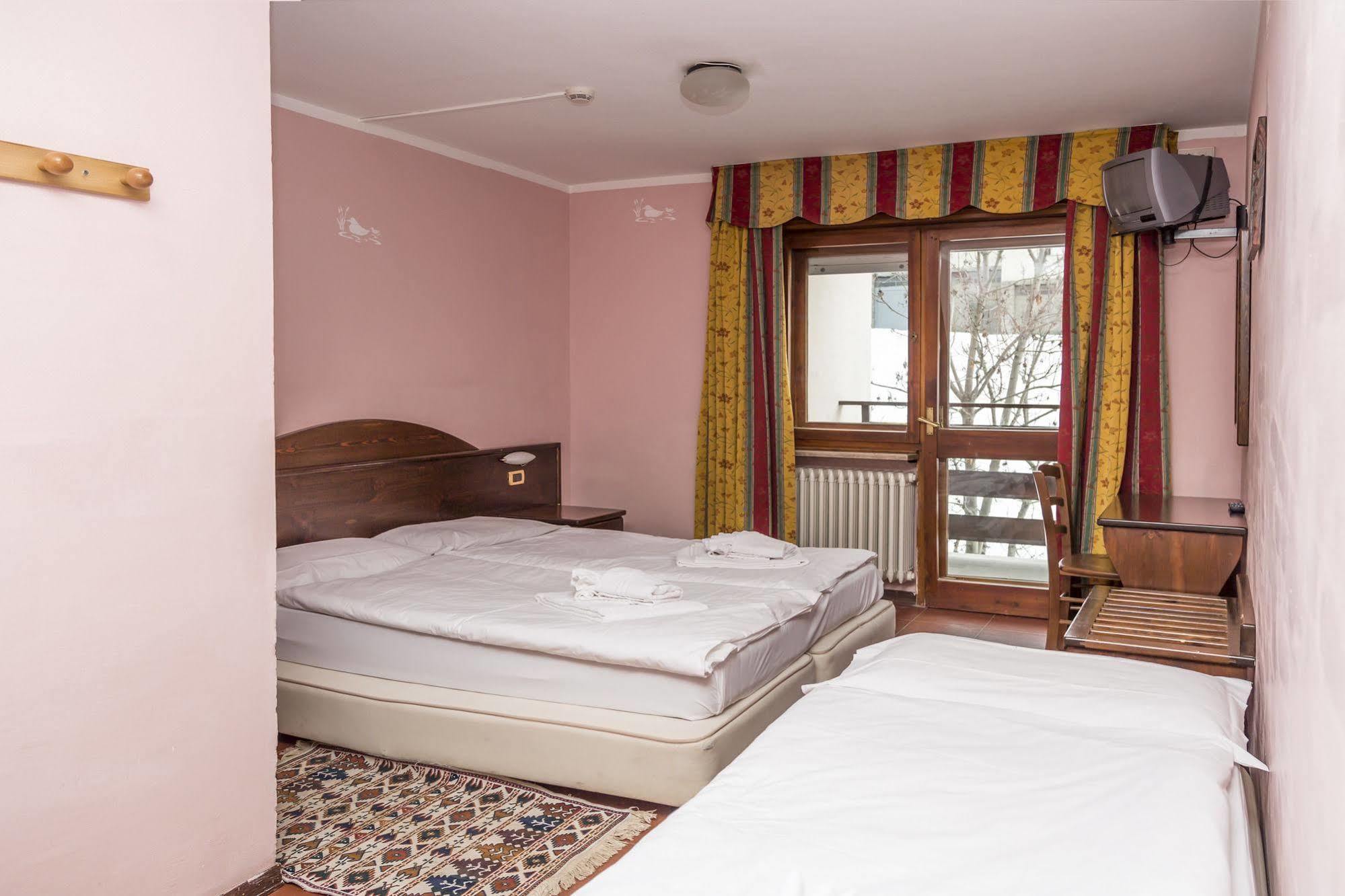 Hotel La Terrazza Oulx Εξωτερικό φωτογραφία